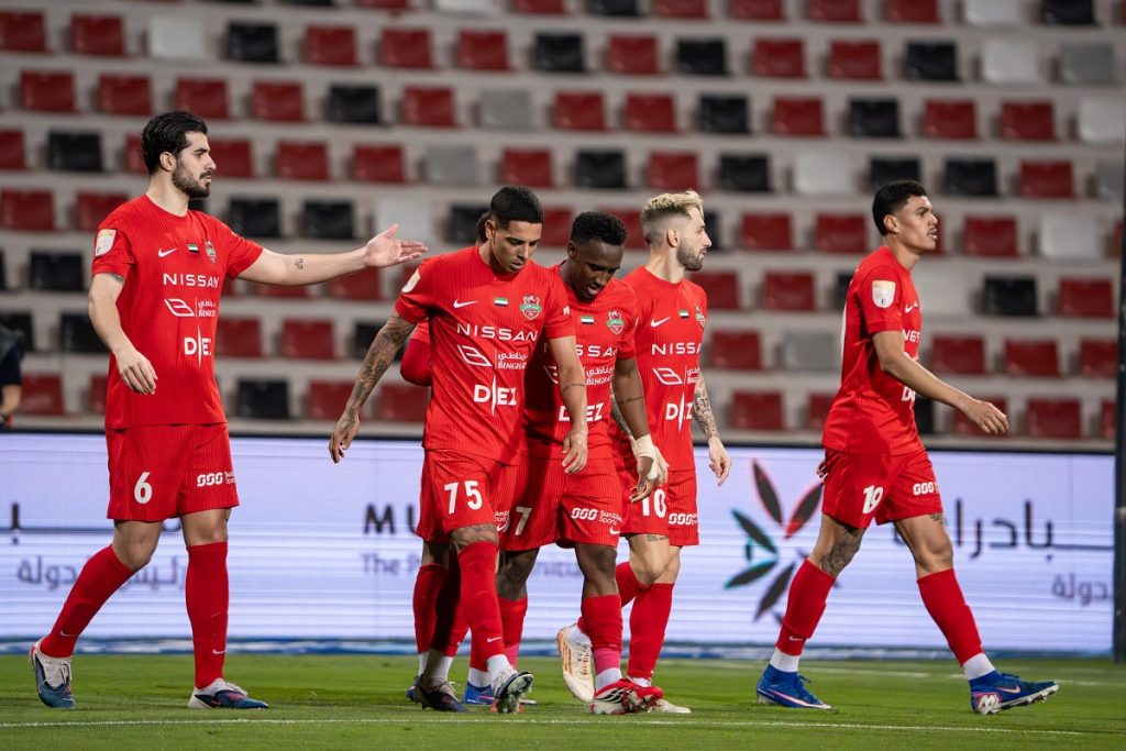 الشباب الأحلي يعيش موسمًا أسطوريًا يخلو من التتويج